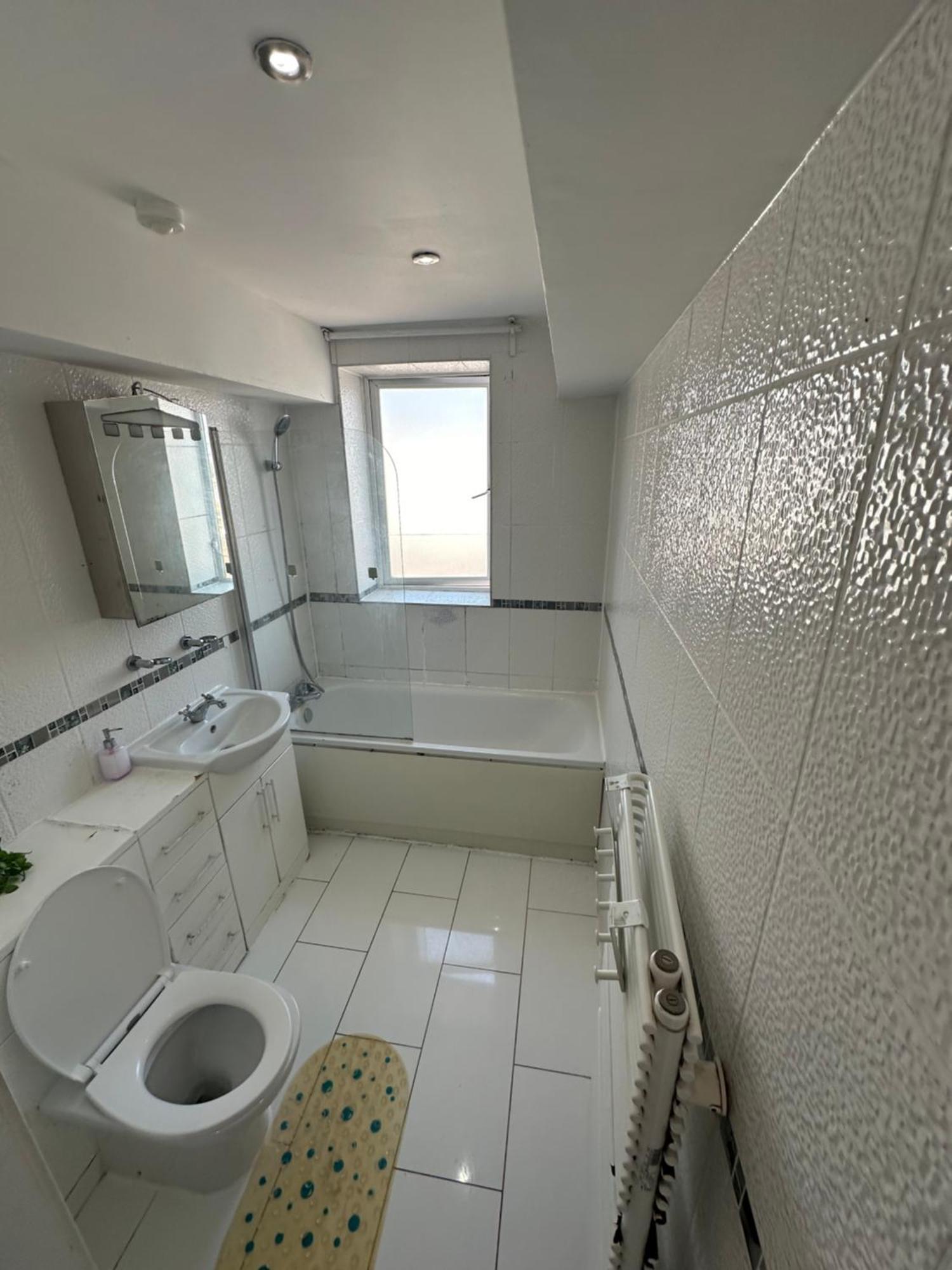 Luxury Private Room In Central Лондон Екстериор снимка